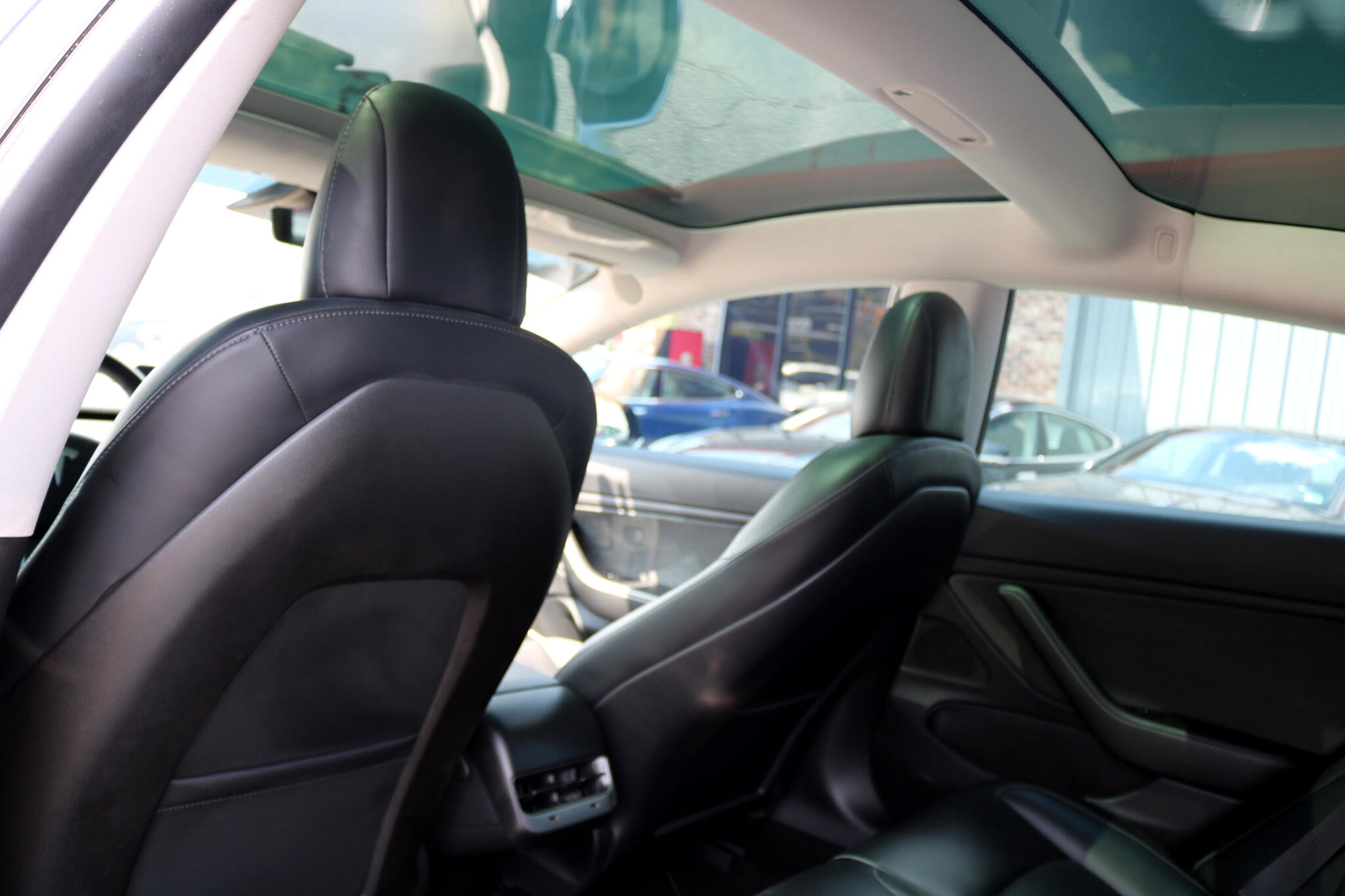 Used 2019 Tesla Model 3 Performance image 26