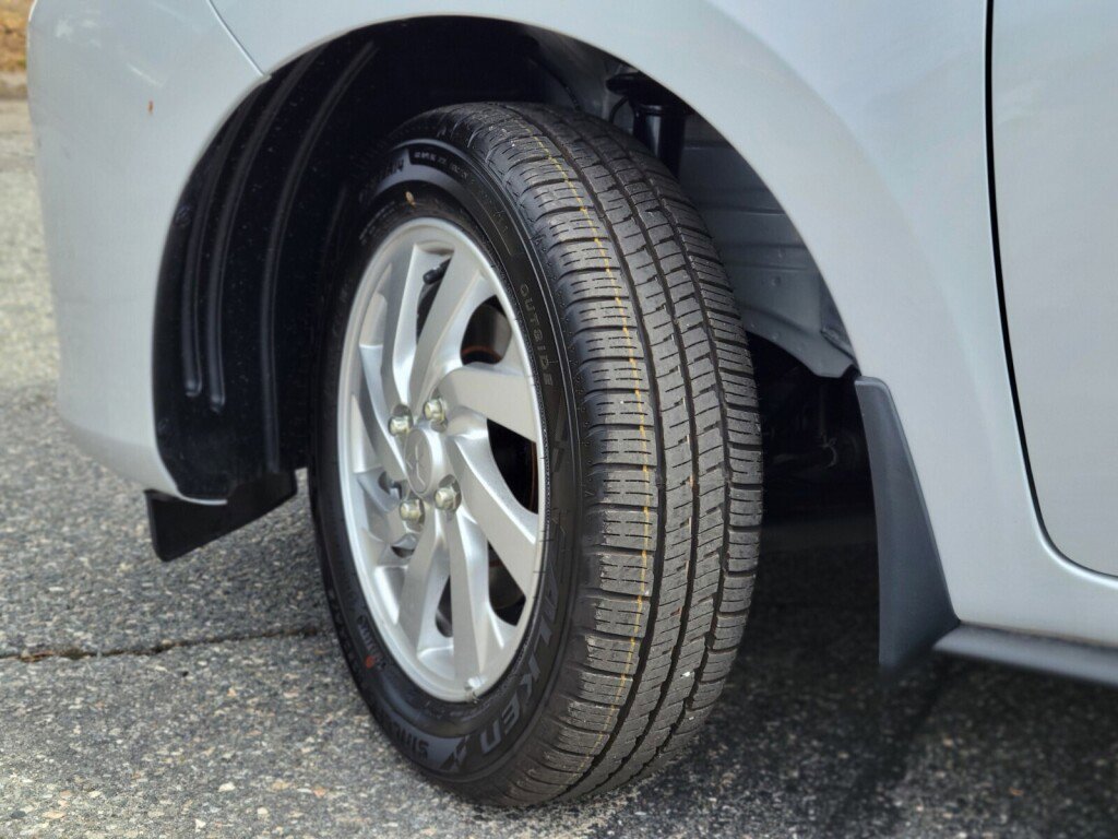 New 2024 Mitsubishi Mirage LE image 32