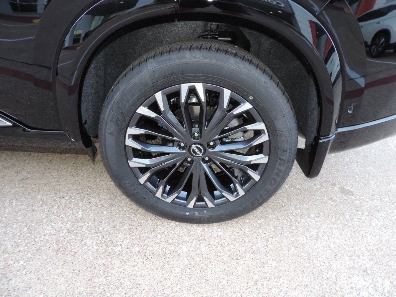 New 2026 Nissan Rogue Platinum w/ Platinum Premium Package image 10