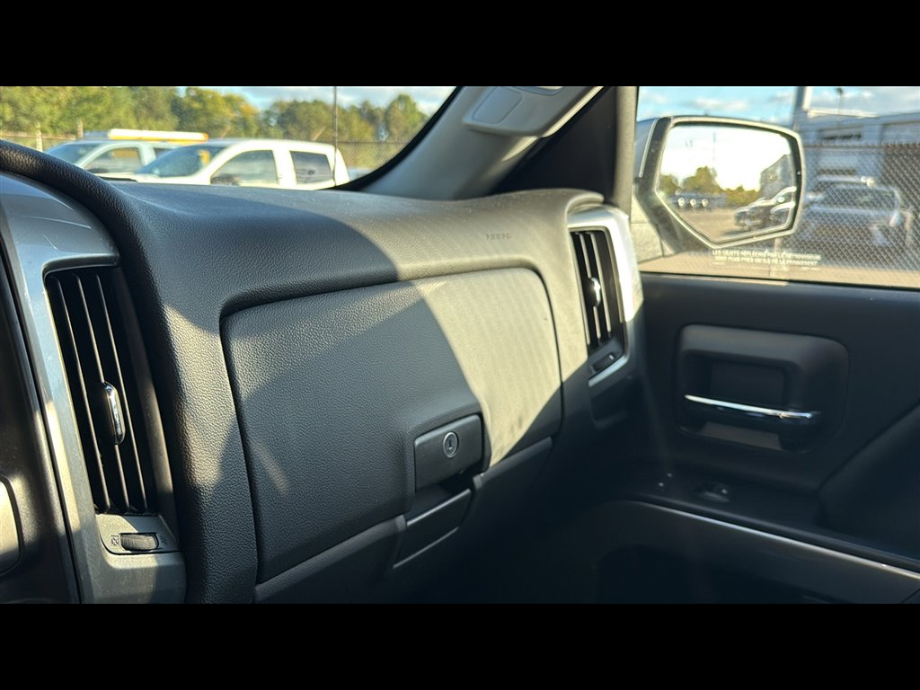 Used 2018 Chevrolet Silverado 1500 LT image 17