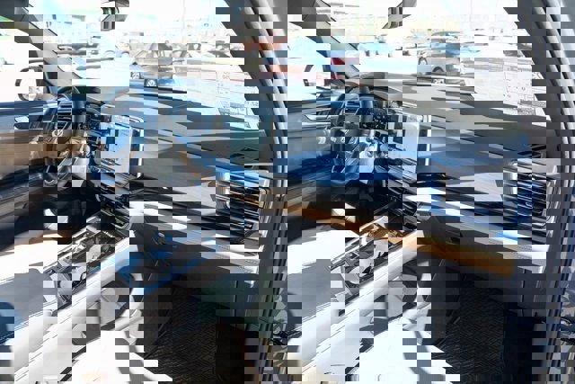 New 2026 Volkswagen Atlas Cross Sport SE image 40