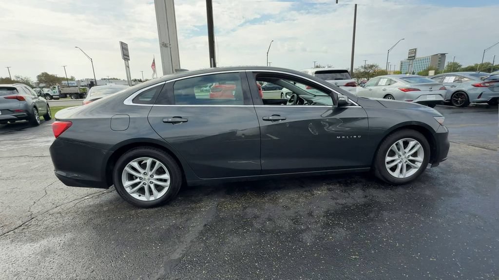 Used 2016 Chevrolet Malibu LT FWD image 9