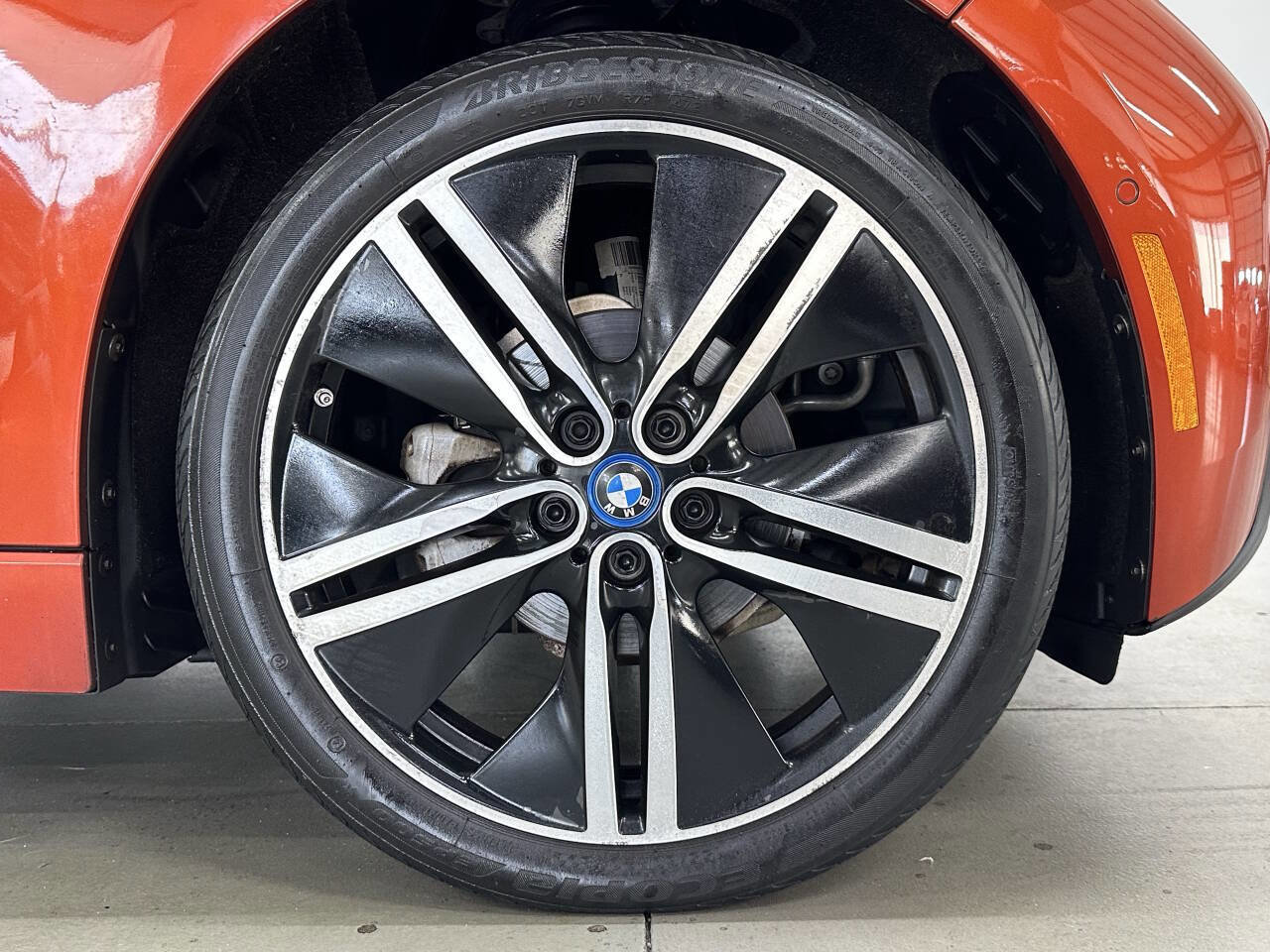 Used 2015 BMW i3 Base 4dr Hatchback RWD image 32