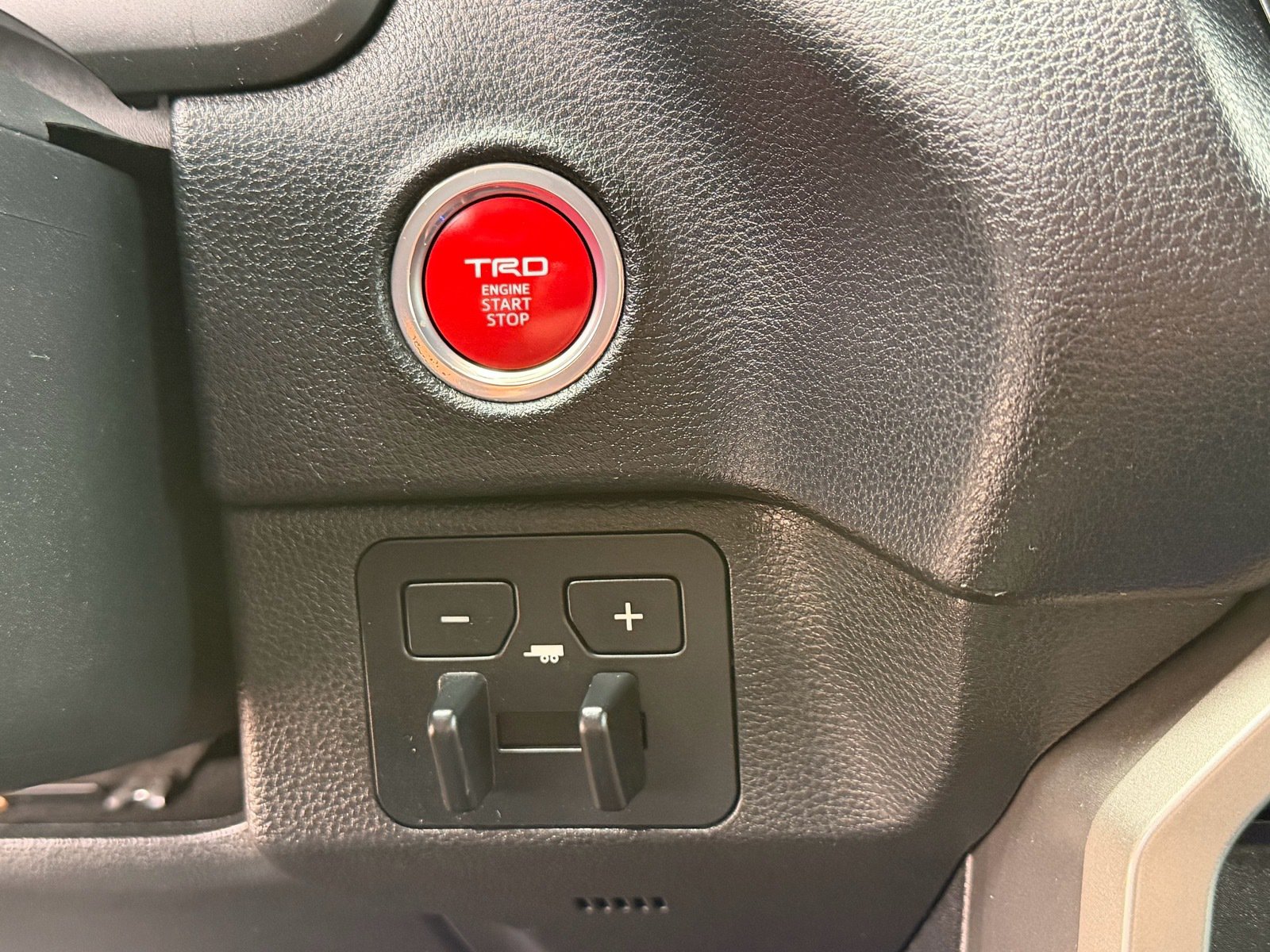 Used 2023 Toyota Tundra SR5 w/ TRD Off-Road Package AWD/4WD image 32