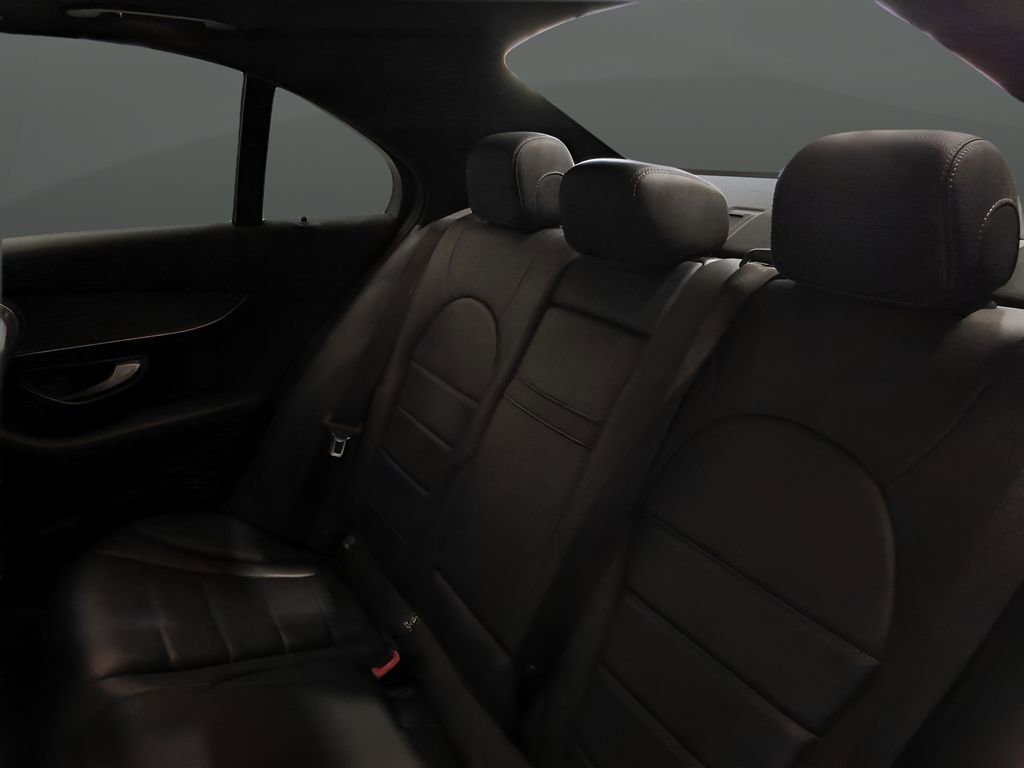 Used 2019 Mercedes-Benz C 300 4MATIC Sedan image 30