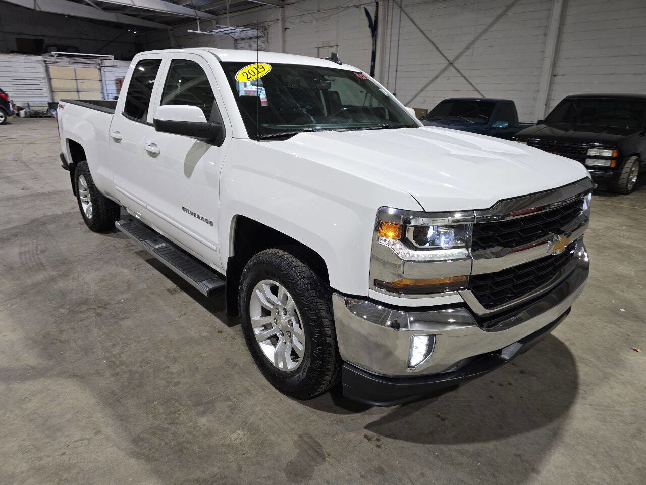 Used 2019 Chevrolet Silverado 1500 LT w/ All Star Edition AWD/4WD image 19