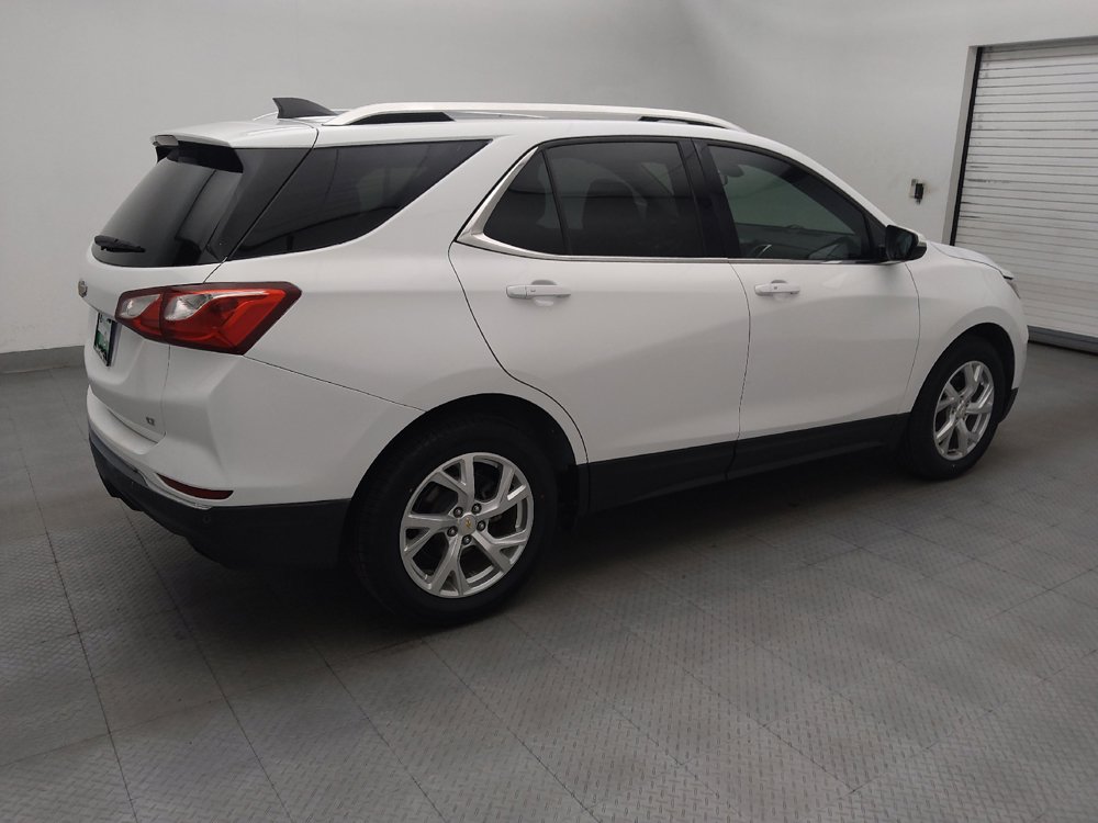Used 2018 Chevrolet Equinox LT FWD image 10