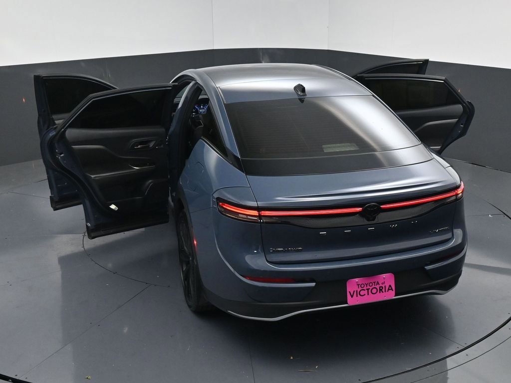 Used 2025 Toyota Crown Nightshade image 23