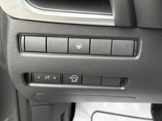 Certified 2023 Nissan Rogue SV AWD/4WD image 26