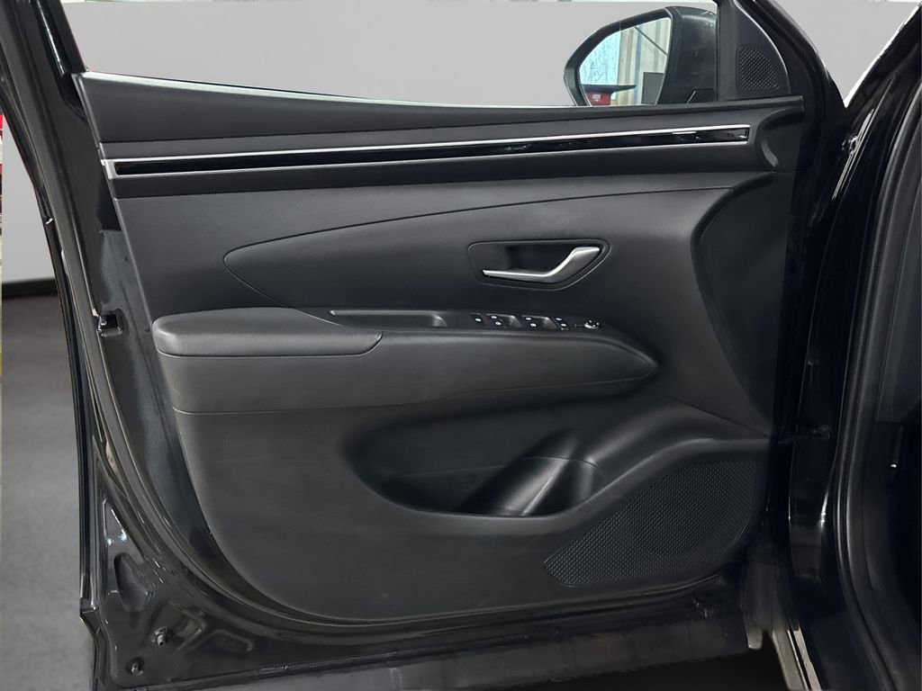 Used 2022 Hyundai Tucson SEL w/ Cargo Package image 24