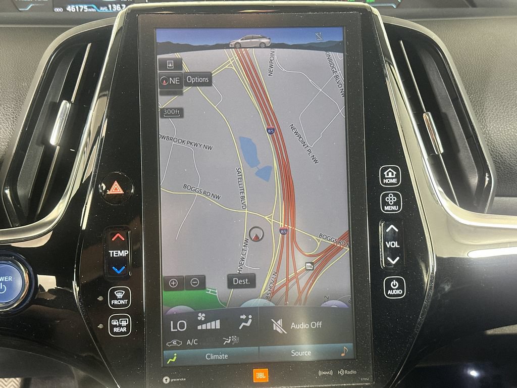 Used 2017 Toyota Prius Prime Advanced FWD image 28