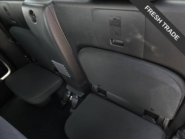 Used 2025 Nissan Frontier SV RWD image 11
