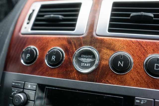 Used 2005 Aston Martin DB9 Coupe image 36