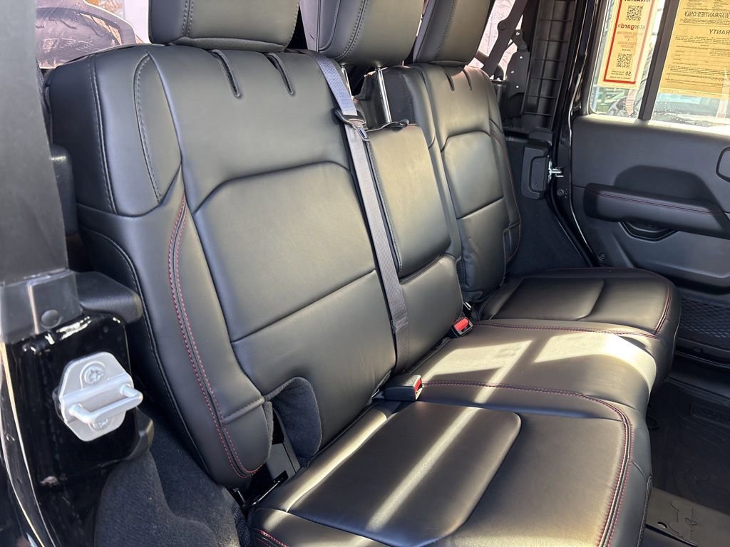 Used 2024 Jeep Wrangler Unlimited Rubicon image 51