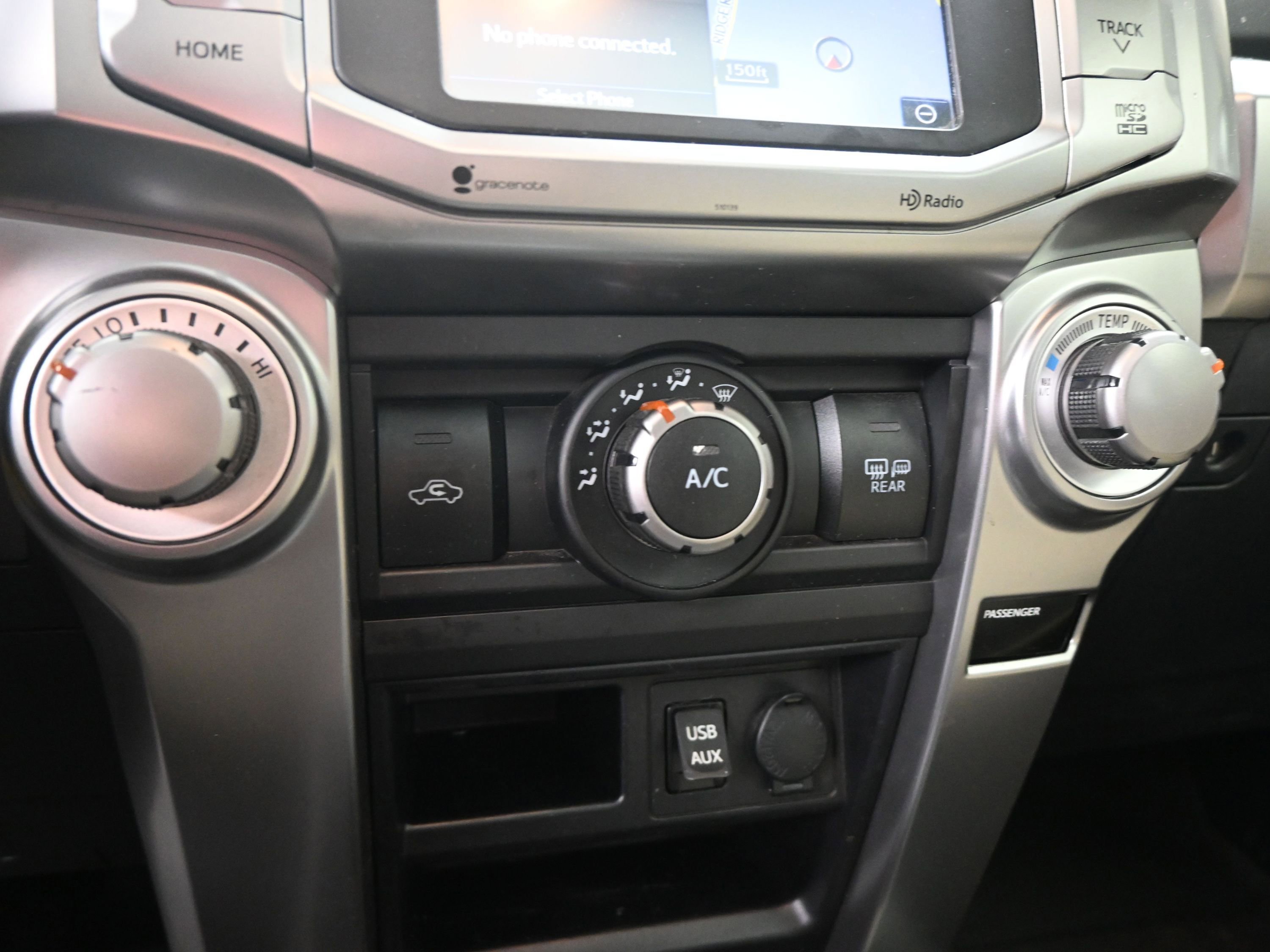 Used 2016 Toyota 4Runner SR5 Premium image 14