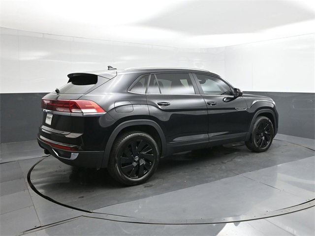 New 2026 Volkswagen Atlas Cross Sport SE image 11