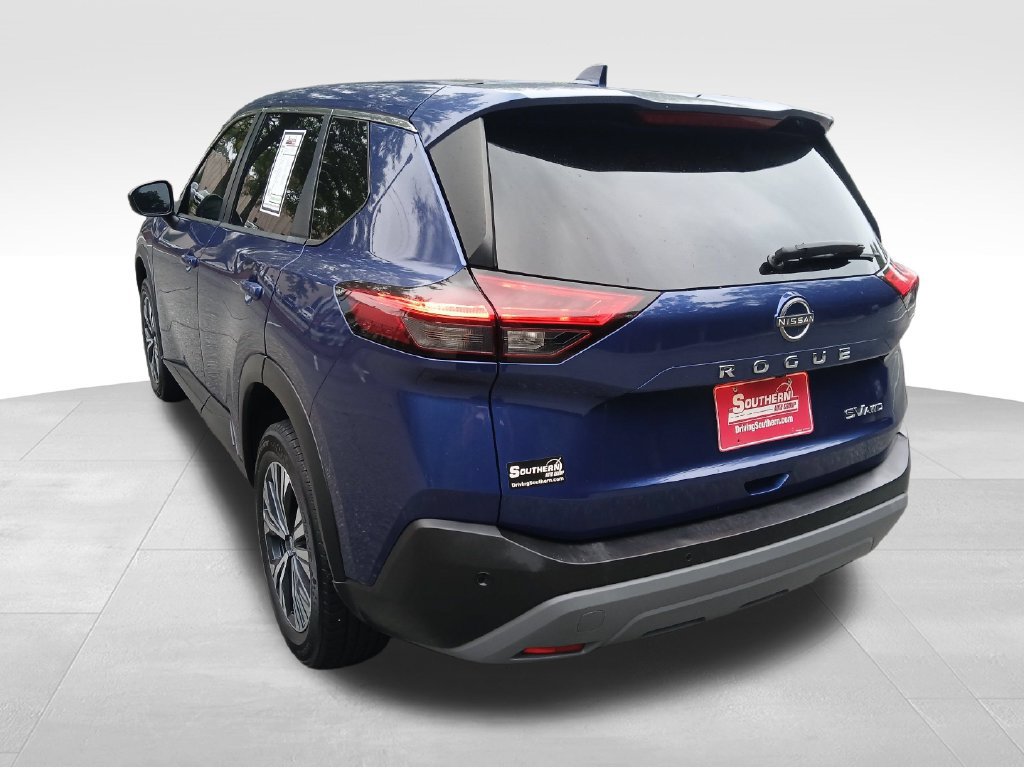 Used 2022 Nissan Rogue SV AWD/4WD image 3