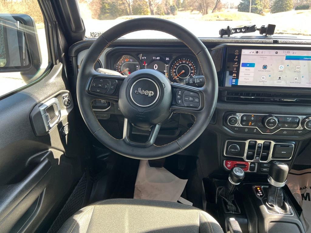 Used 2024 Jeep Wrangler Willys image 24