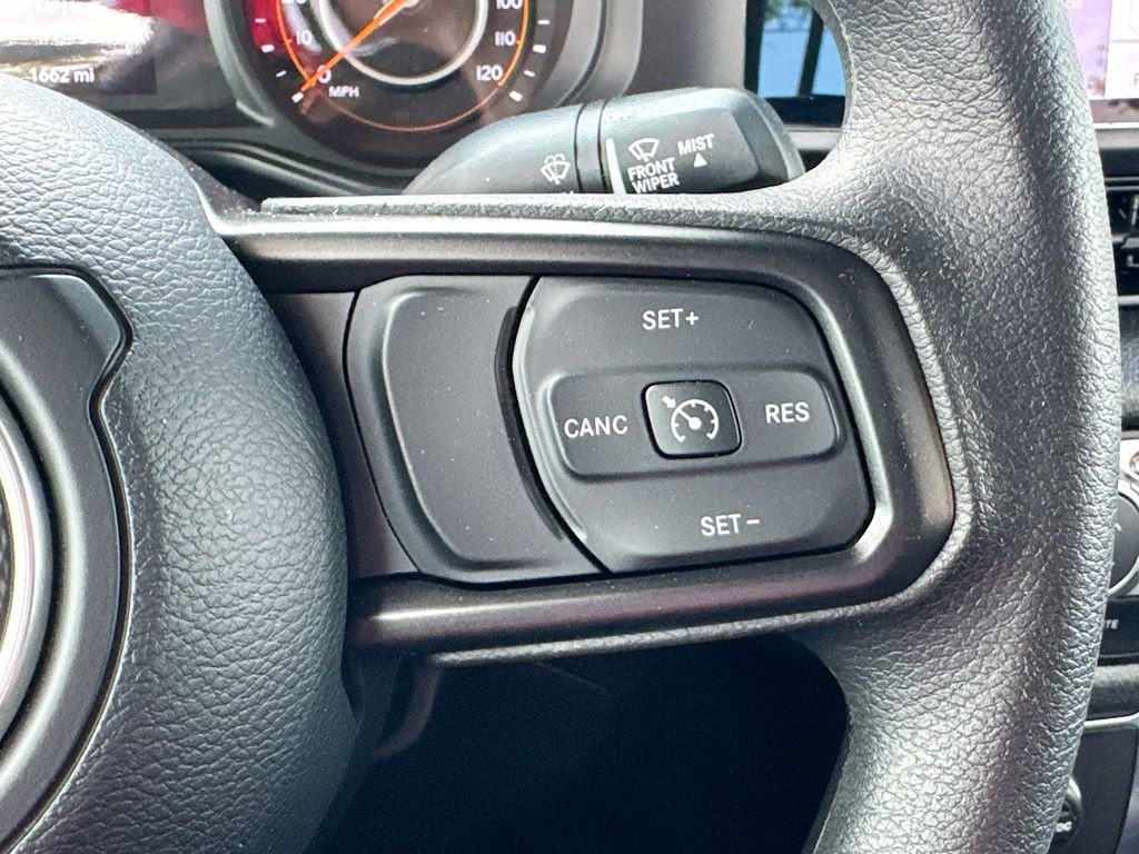 Used 2026 Jeep Wrangler Sport AWD/4WD image 22
