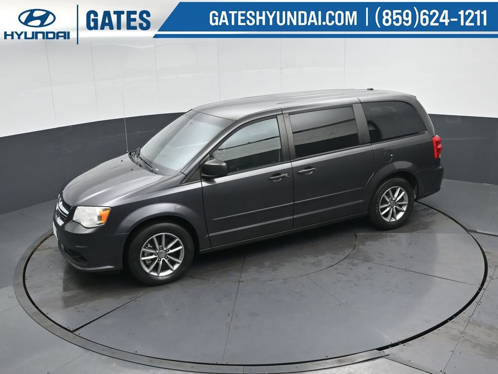 Used 2016 Dodge Grand Caravan SE image 48