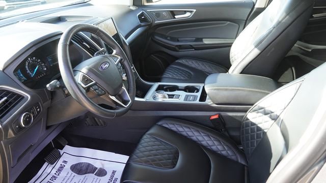 Used 2024 Ford Edge Titanium image 18