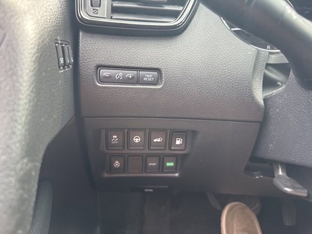 Used 2019 Nissan Rogue SL FWD image 25