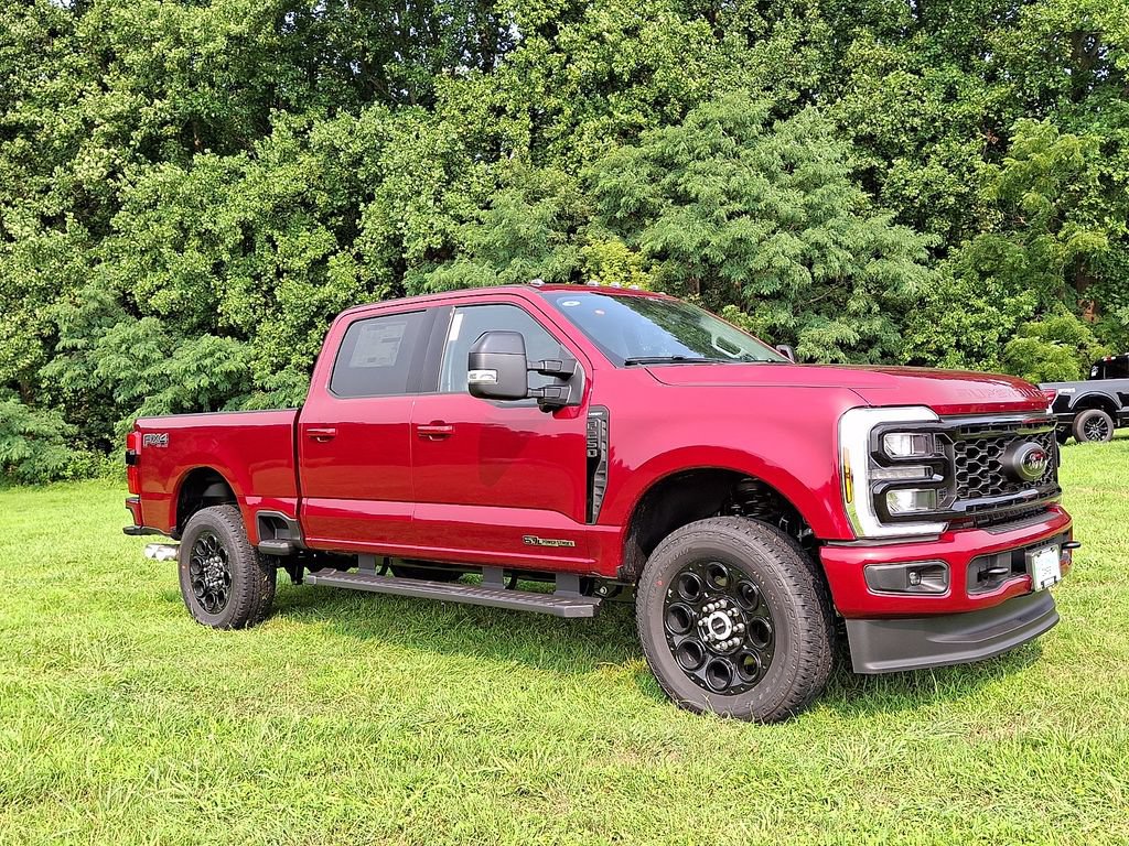 New 2026 Ford F250 Lariat w/ Black Appearance Package