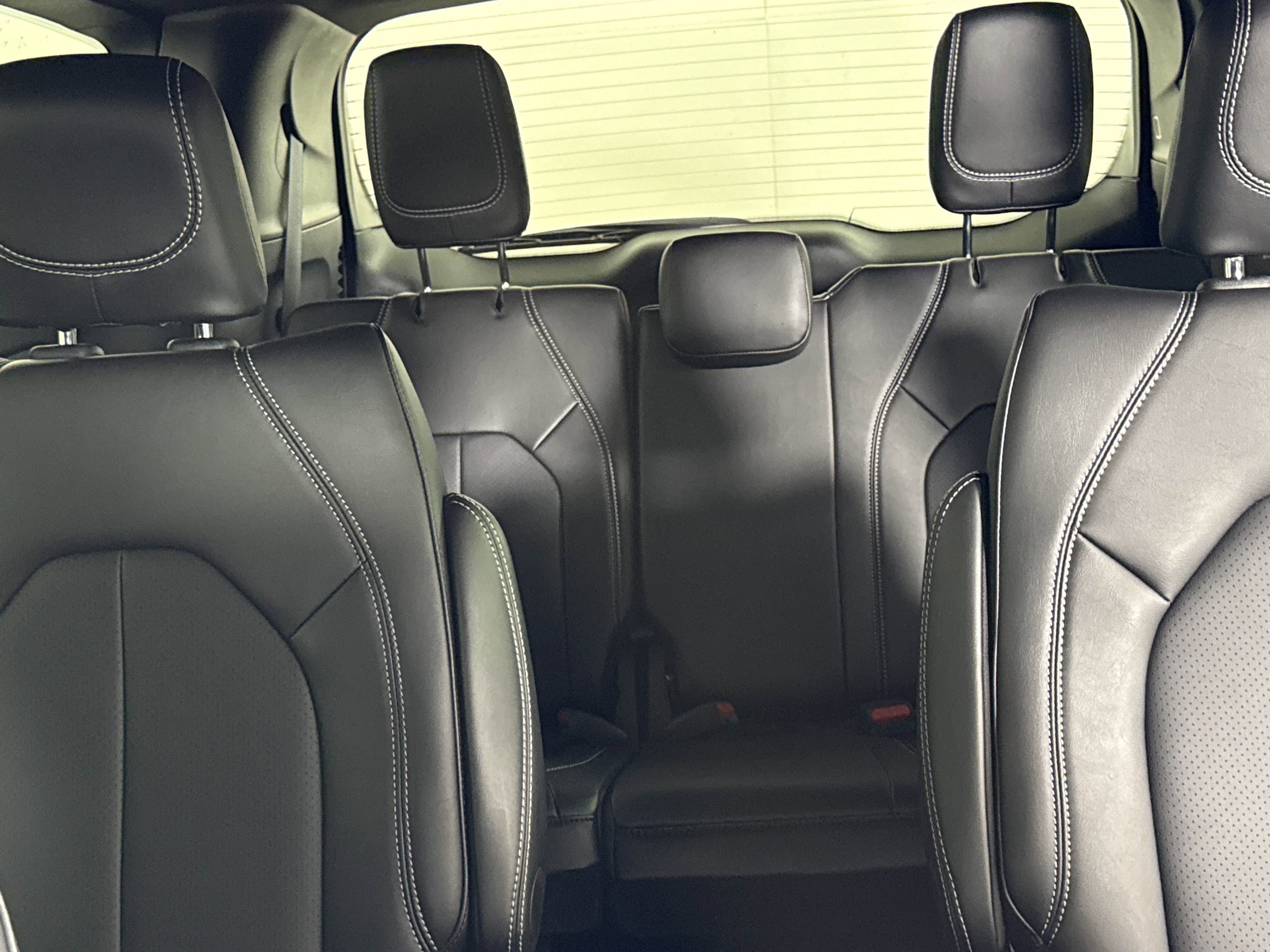 New 2026 Chrysler Voyager LX image 24