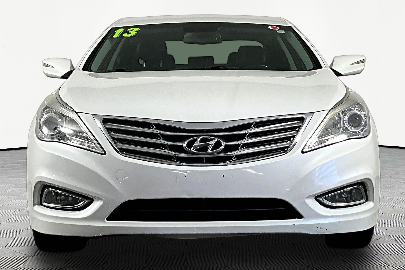 Used 2013 Hyundai Azera FWD image 2