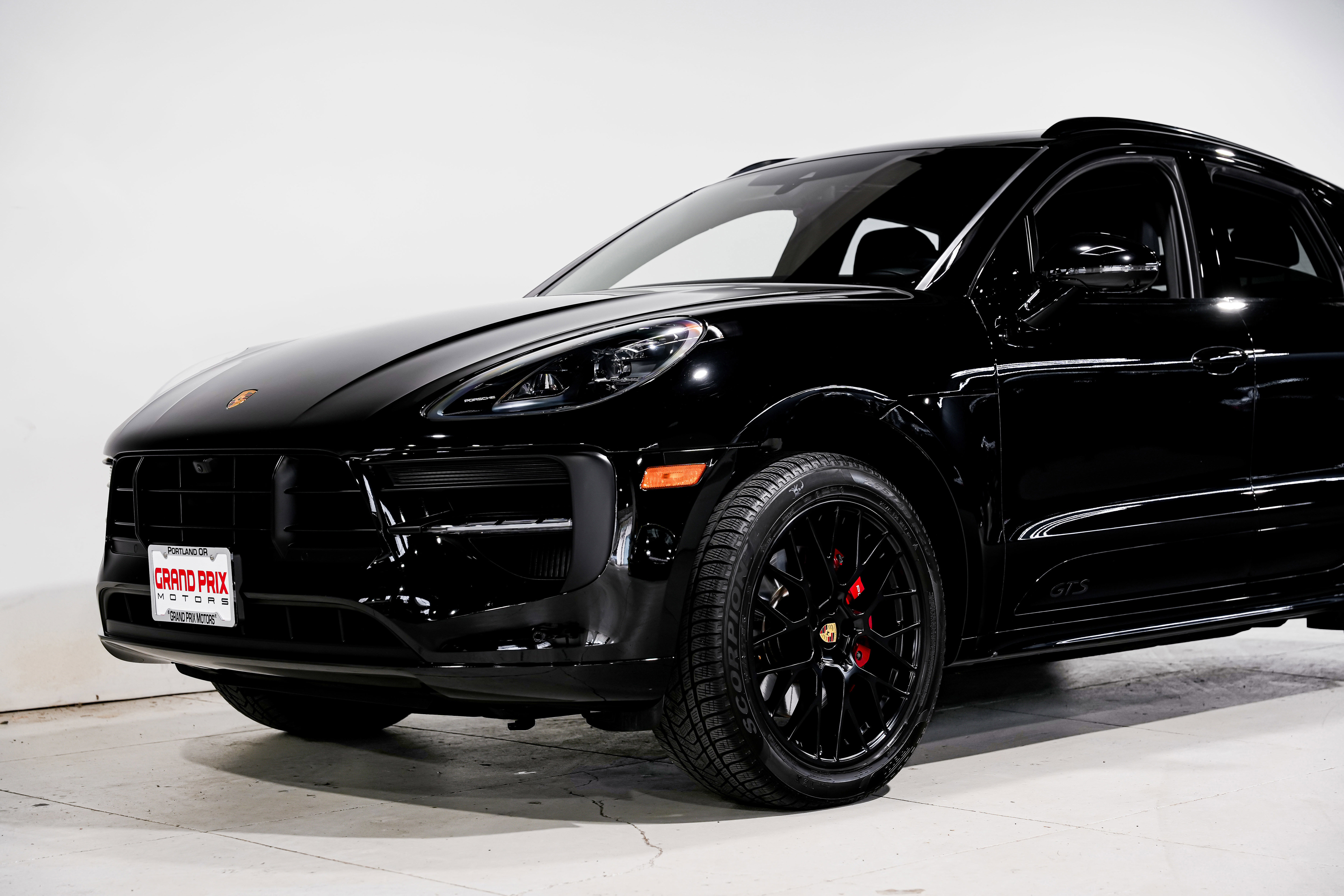 Used 2021 Porsche Macan GTS image 36