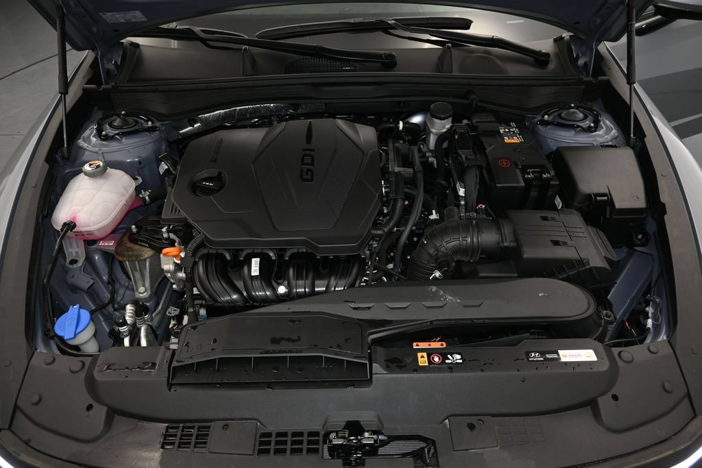 Used 2025 Hyundai Sonata SEL FWD image 16
