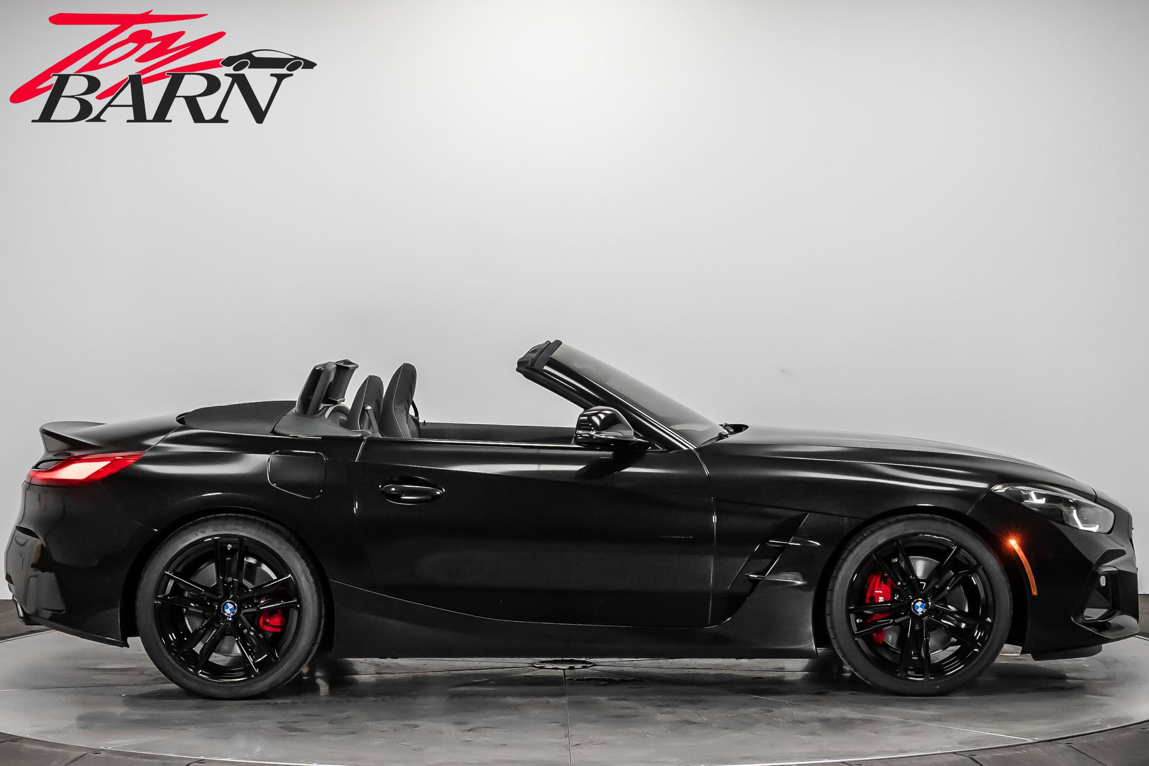 Used 2025 BMW Z4 M40i w/ Edition image 6