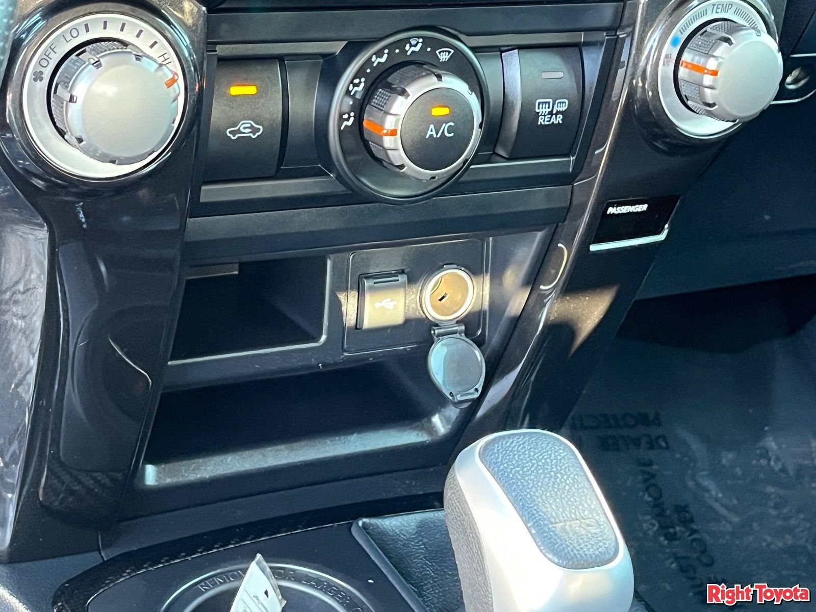 Certified 2023 Toyota 4Runner TRD Off-Road Premium AWD/4WD image 30