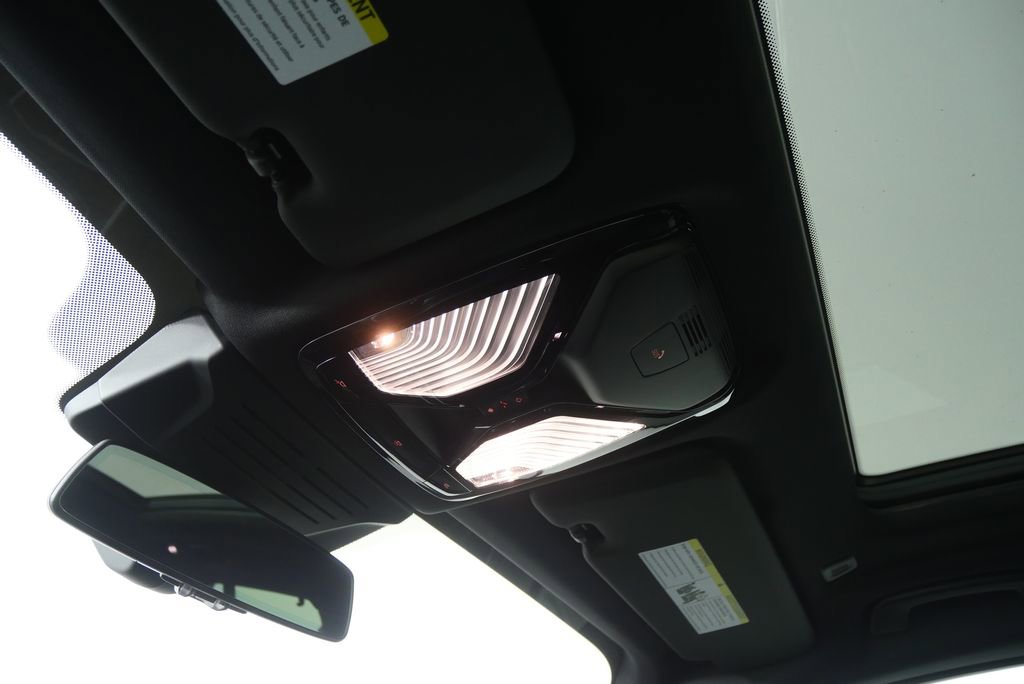 Used 2026 BMW X5 xDrive40i w/ M Sport Package image 36