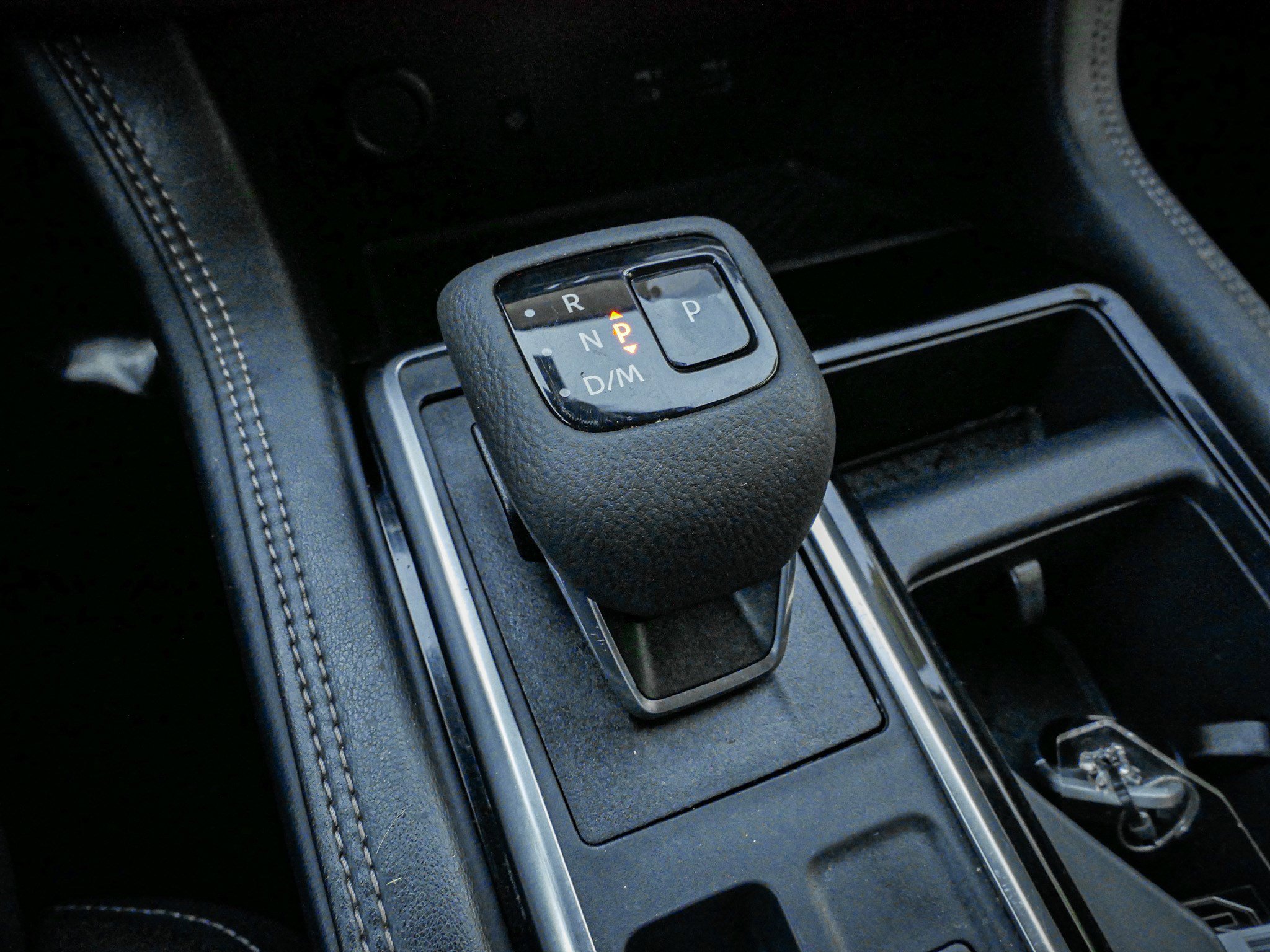 Used 2024 Nissan Pathfinder Platinum w/ Cargo Package image 26