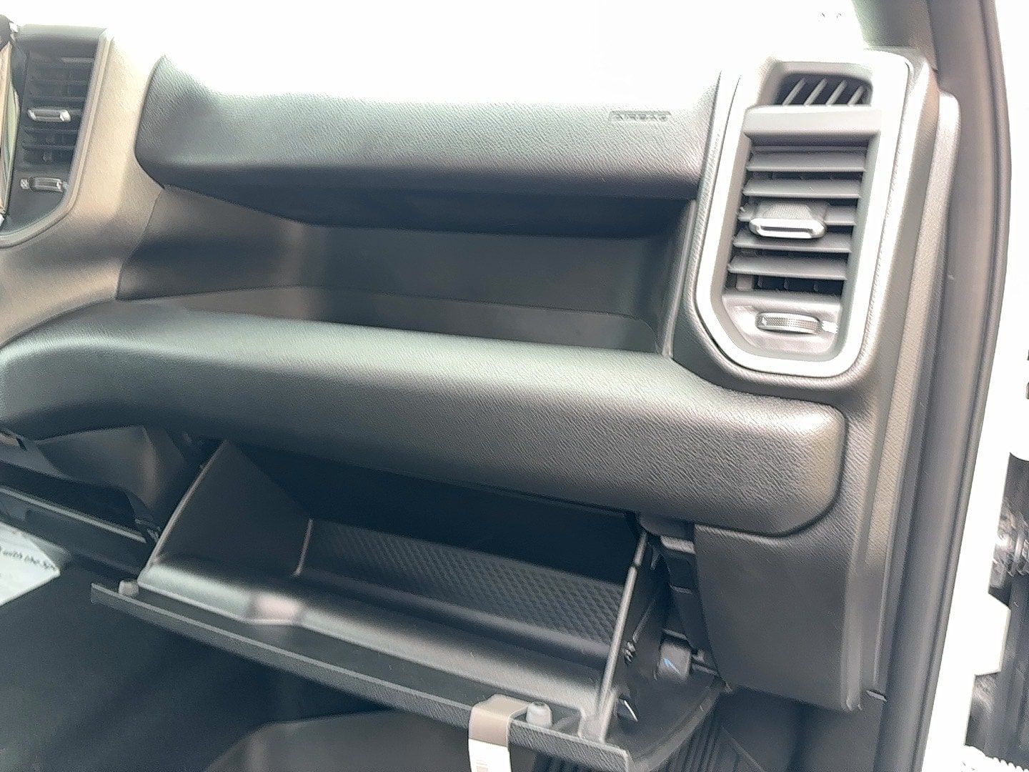 New 2026 RAM 3500 Tradesman AWD/4WD image 9