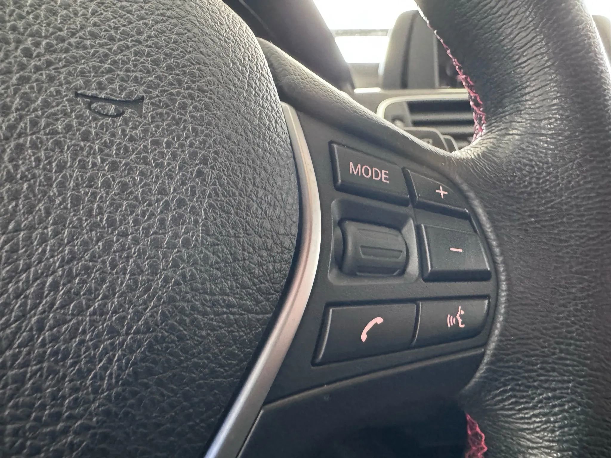 Used 2017 BMW 330i xDrive Sedan image 25