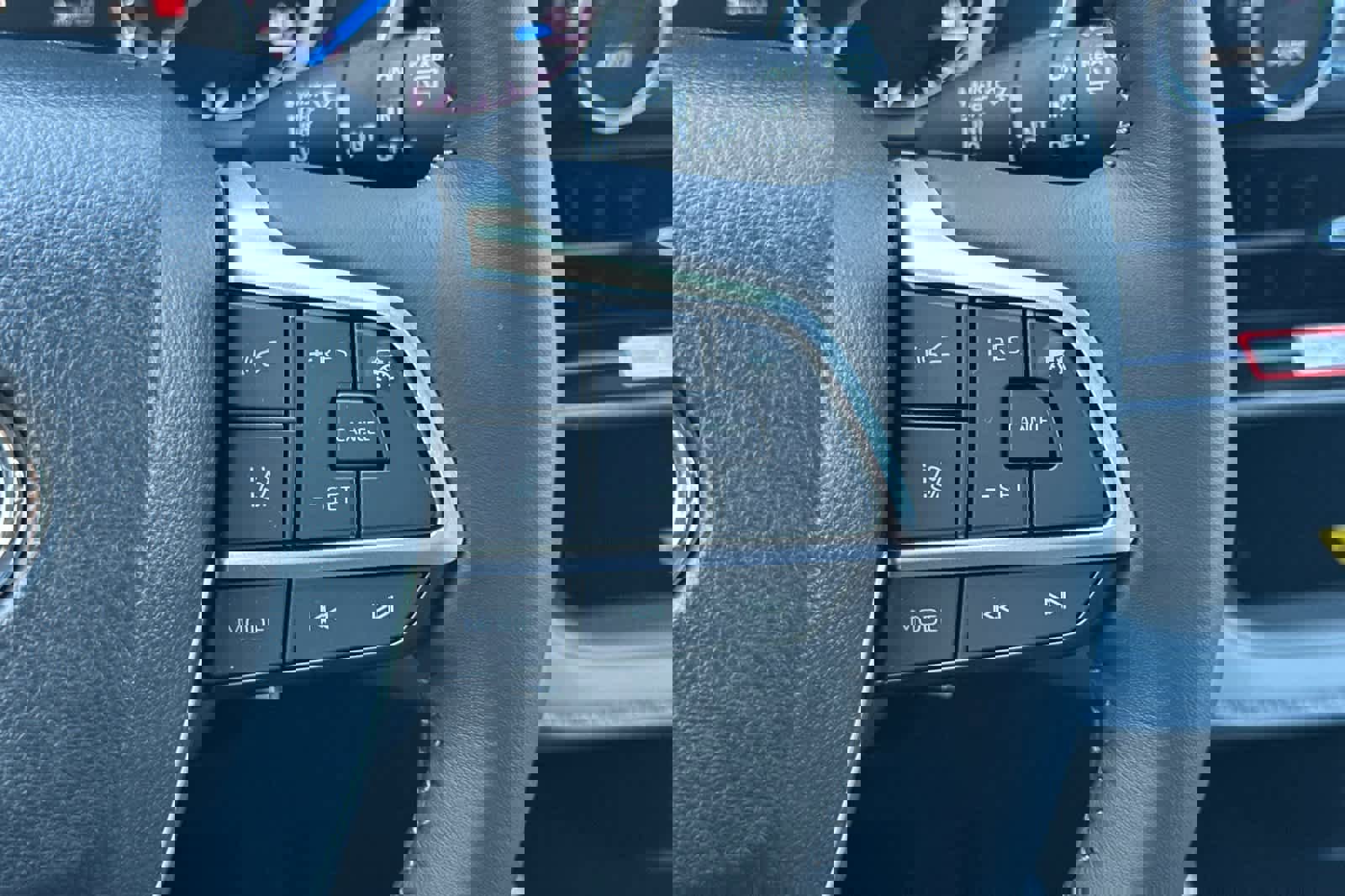 New 2026 Toyota Highlander XLE image 28