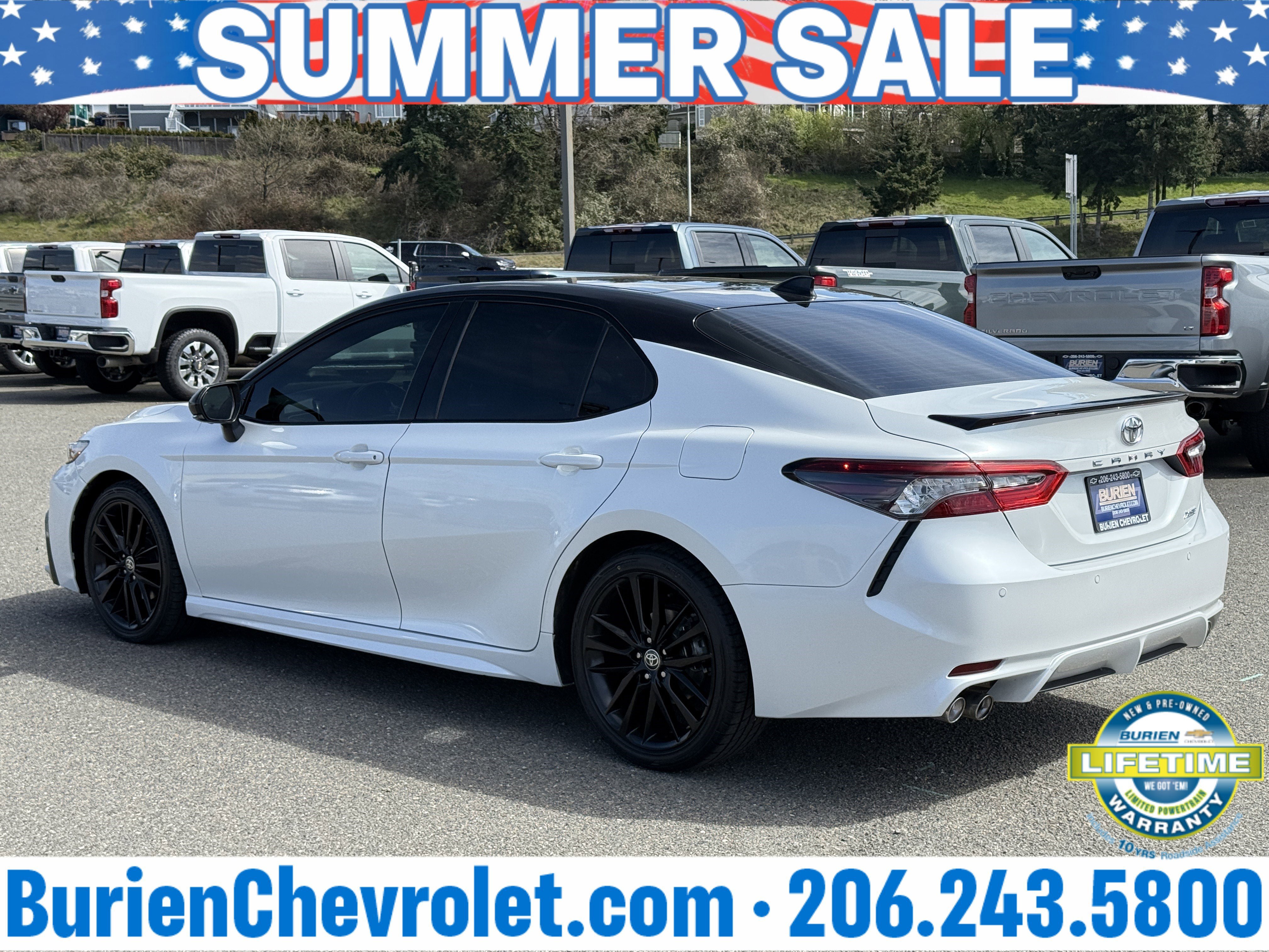 Used 2023 Toyota Camry XSE w/ Navigation Package FWD image 3