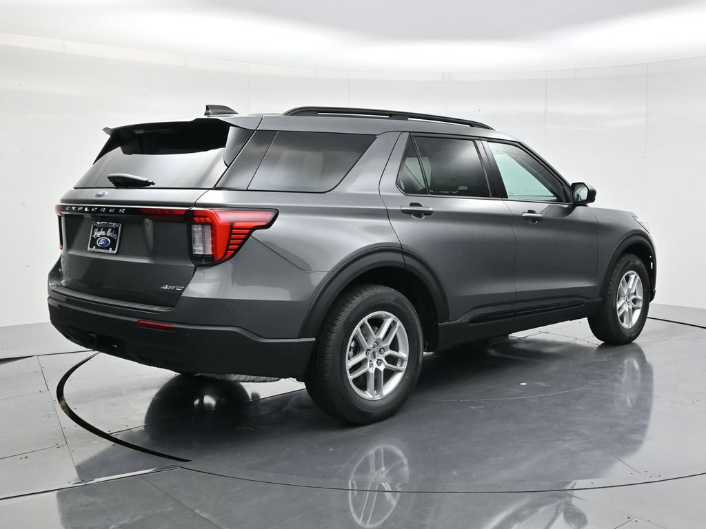 New 2026 Ford Explorer Active AWD/4WD image 5