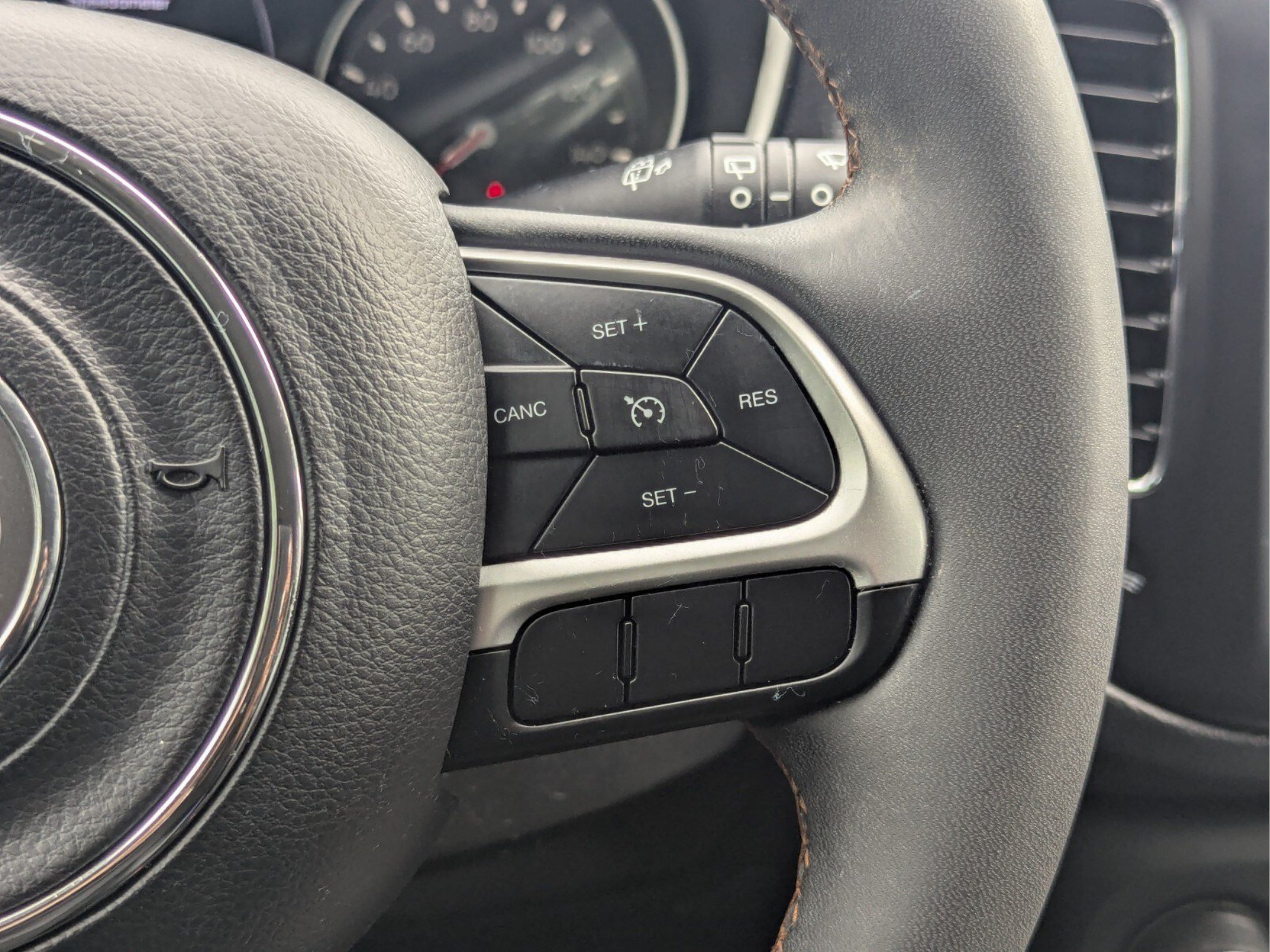 Used 2021 Jeep Compass Latitude w/ Sun and Sound Group FWD image 20