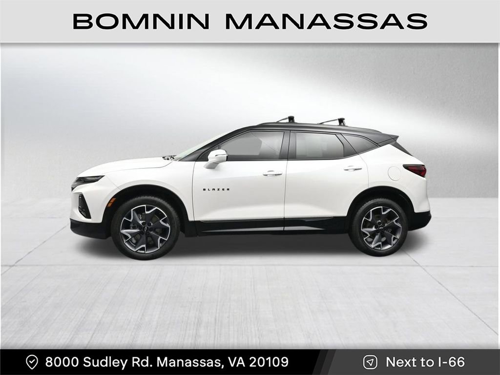 Used 2022 Chevrolet Blazer RS w/ Enhanced Convenience Package AWD/4WD image 2