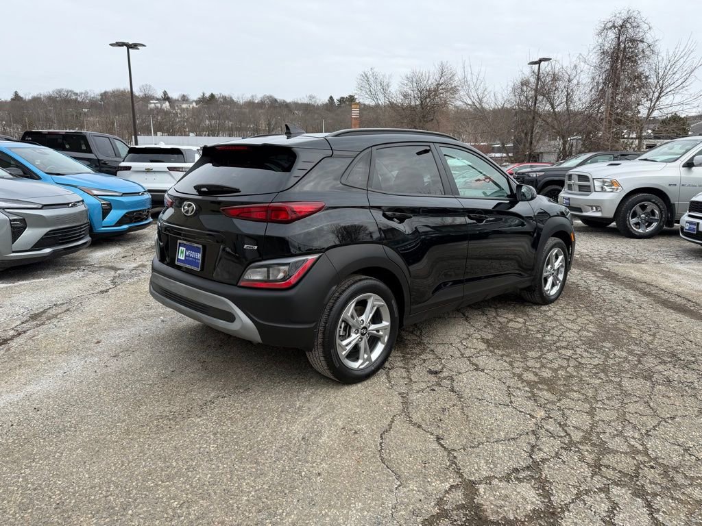 Used 2023 Hyundai Kona SEL w/ Cargo Package image 5