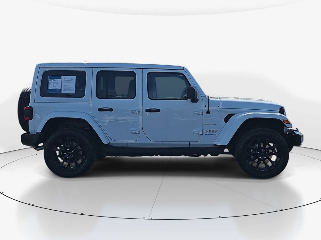 Used 2022 Jeep Wrangler Unlimited Sahara w/ Cold Weather Group image 3