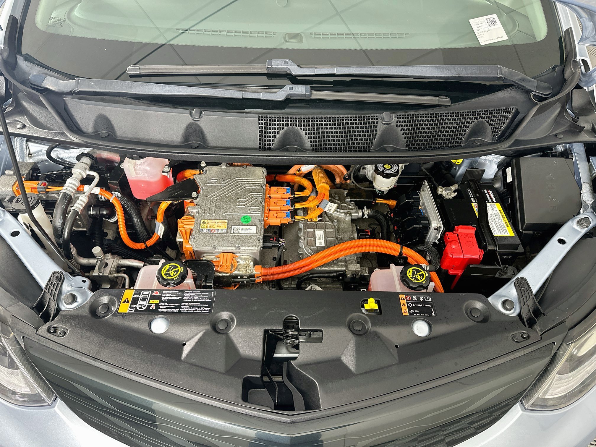 Used 2017 Chevrolet Bolt LT FWD image 31