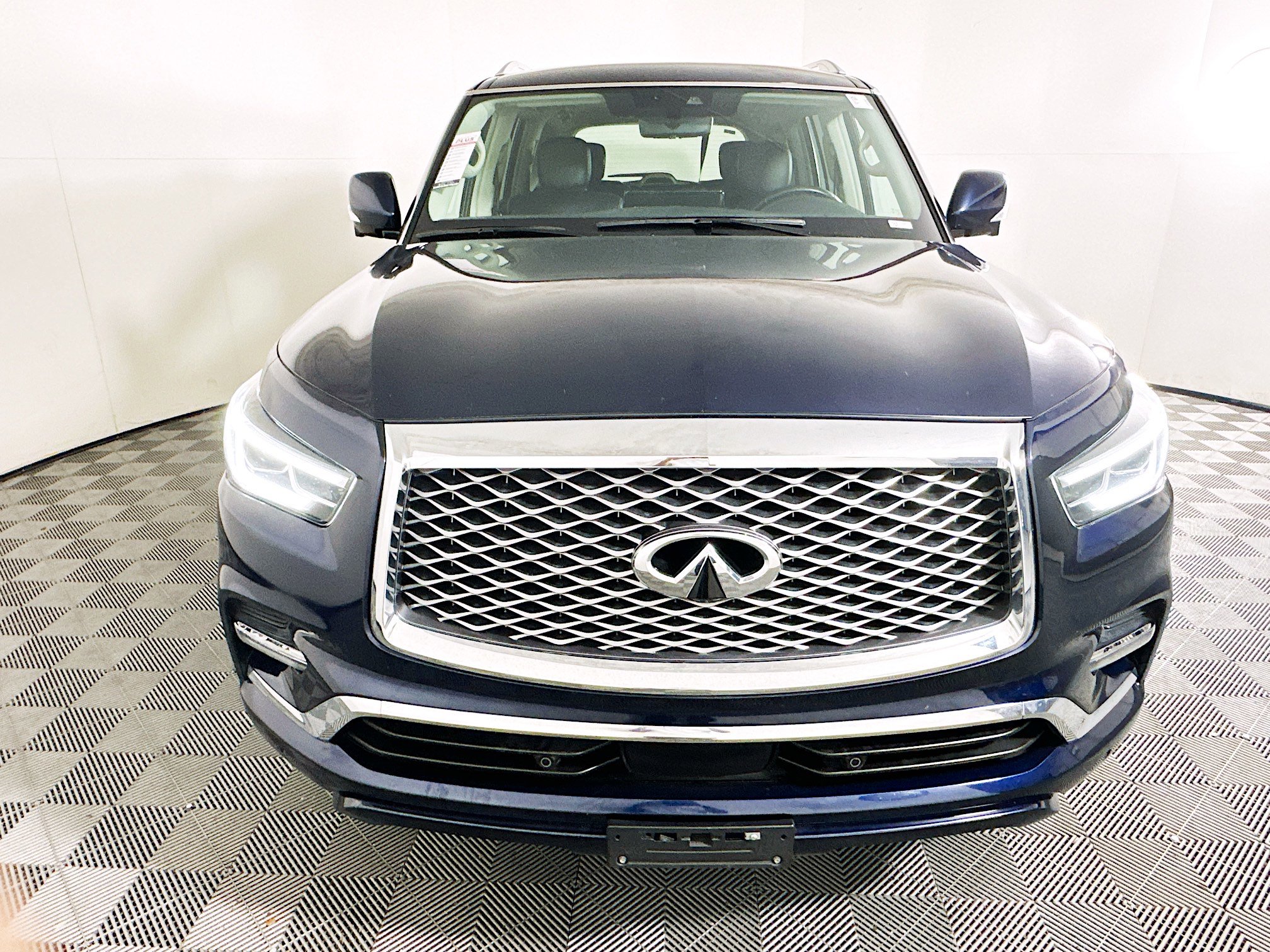Used 2024 INFINITI QX80 Luxe image 8