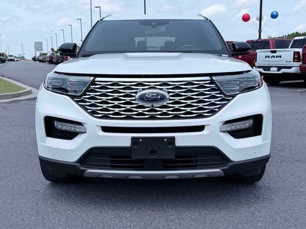 Used 2021 Ford Explorer Platinum w/ Equipment Group 601A AWD/4WD image 3