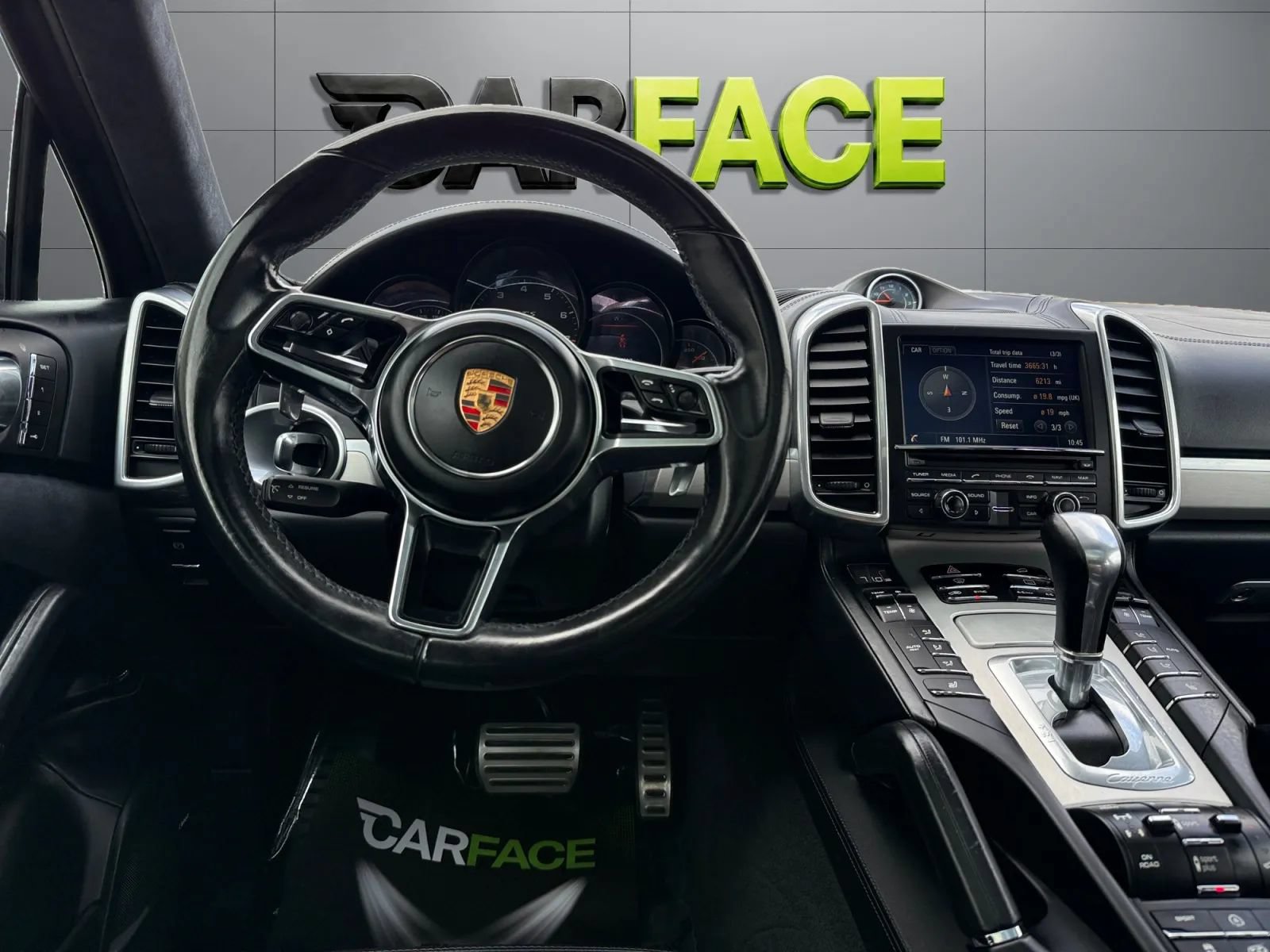 Used 2016 Porsche Cayenne GTS AWD/4WD image 21