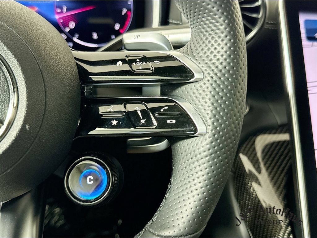 Used 2022 Mercedes-Benz SL 55 AMG 4MATIC image 14
