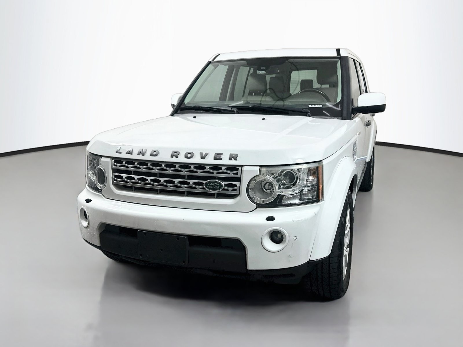 Used 2013 Land Rover LR4 HSE AWD/4WD image 3
